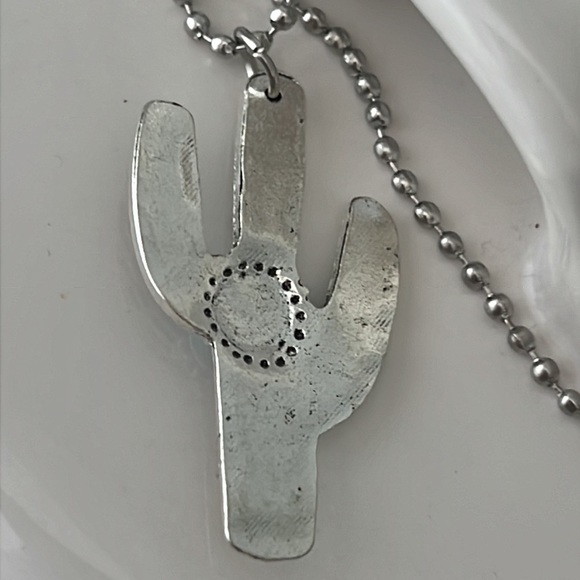 Cute Turquoise Women's Necklace - Picture 8 of 13